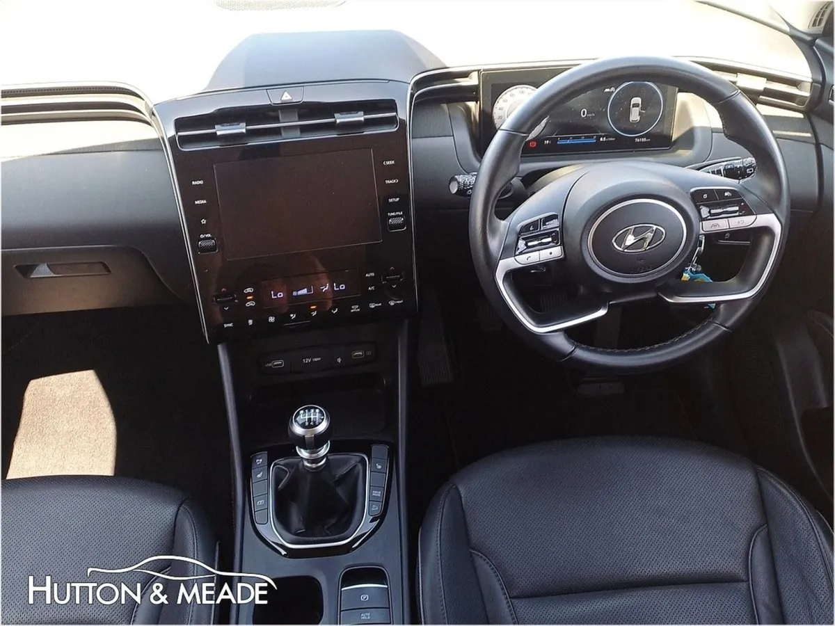 Hyundai Tucson Executive 1.6 Diesel 5dr - Image 4