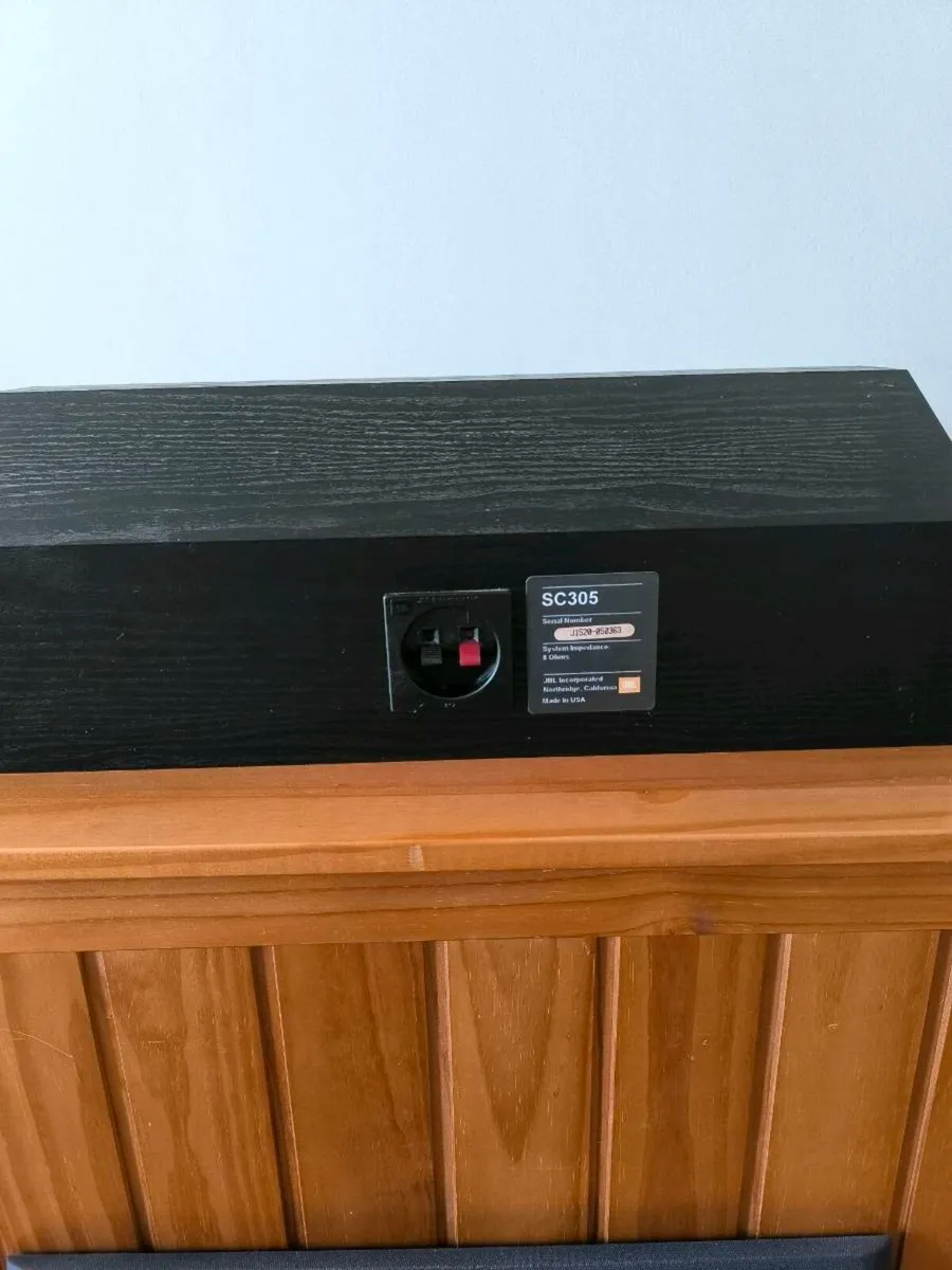 Centre speaker - Image 3