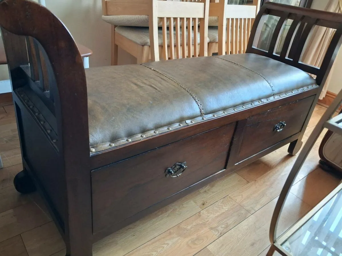 Mahogany furniture. - Image 2
