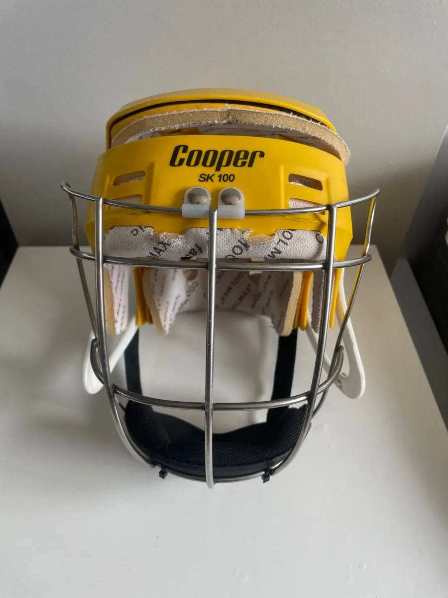 Cooper hurling helmet - Image 1