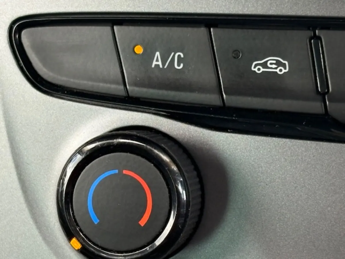 Opel Astra 2019 1.0 SC IRISH HATCH - Image 4
