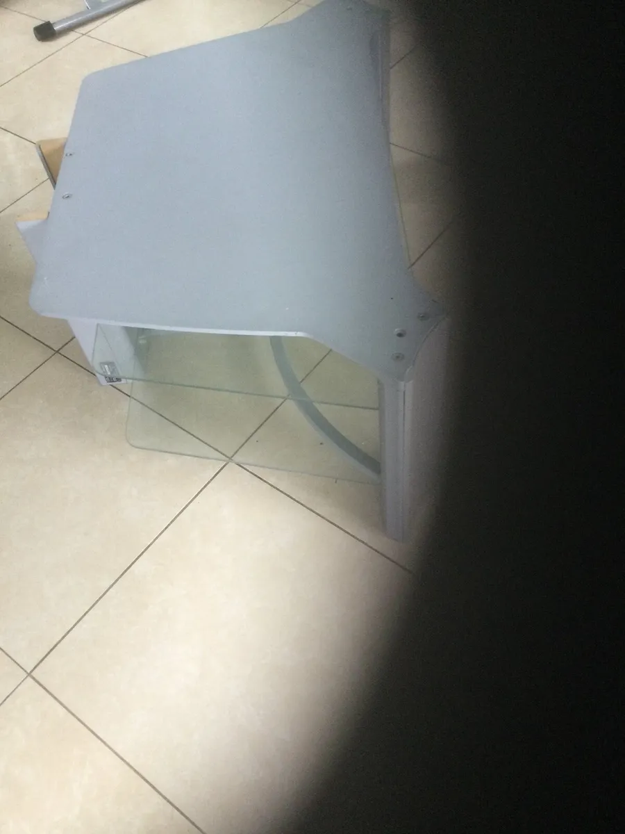 Television stand - Image 2