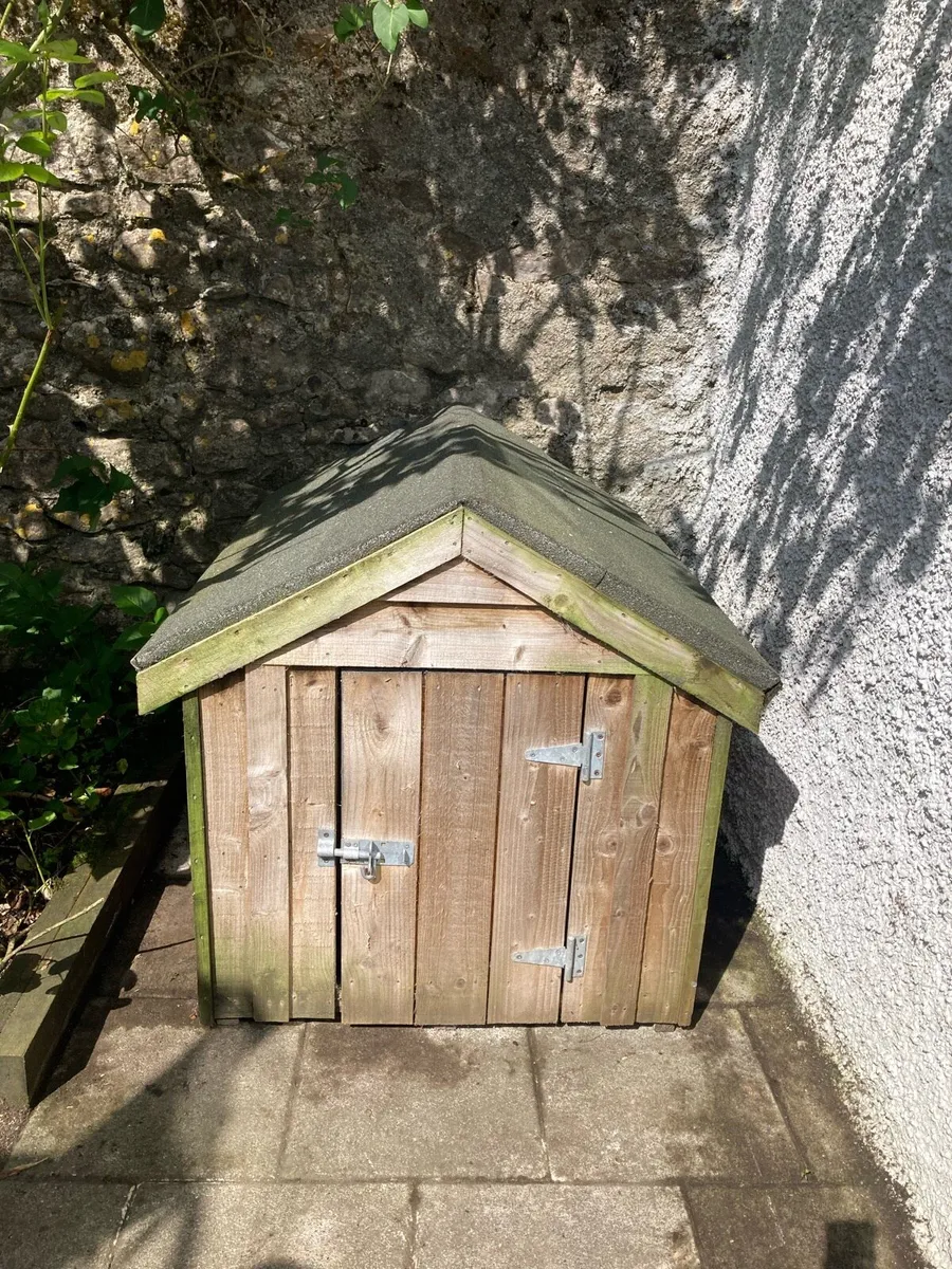 Dog Kennel - Image 1