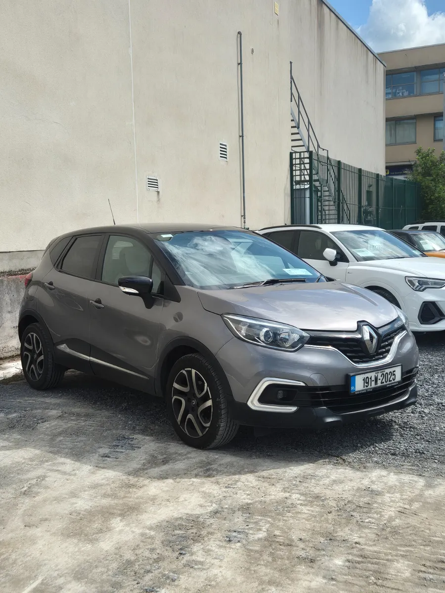 Renault Captur iconic