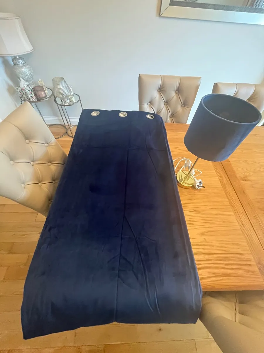 Curtains - Image 1
