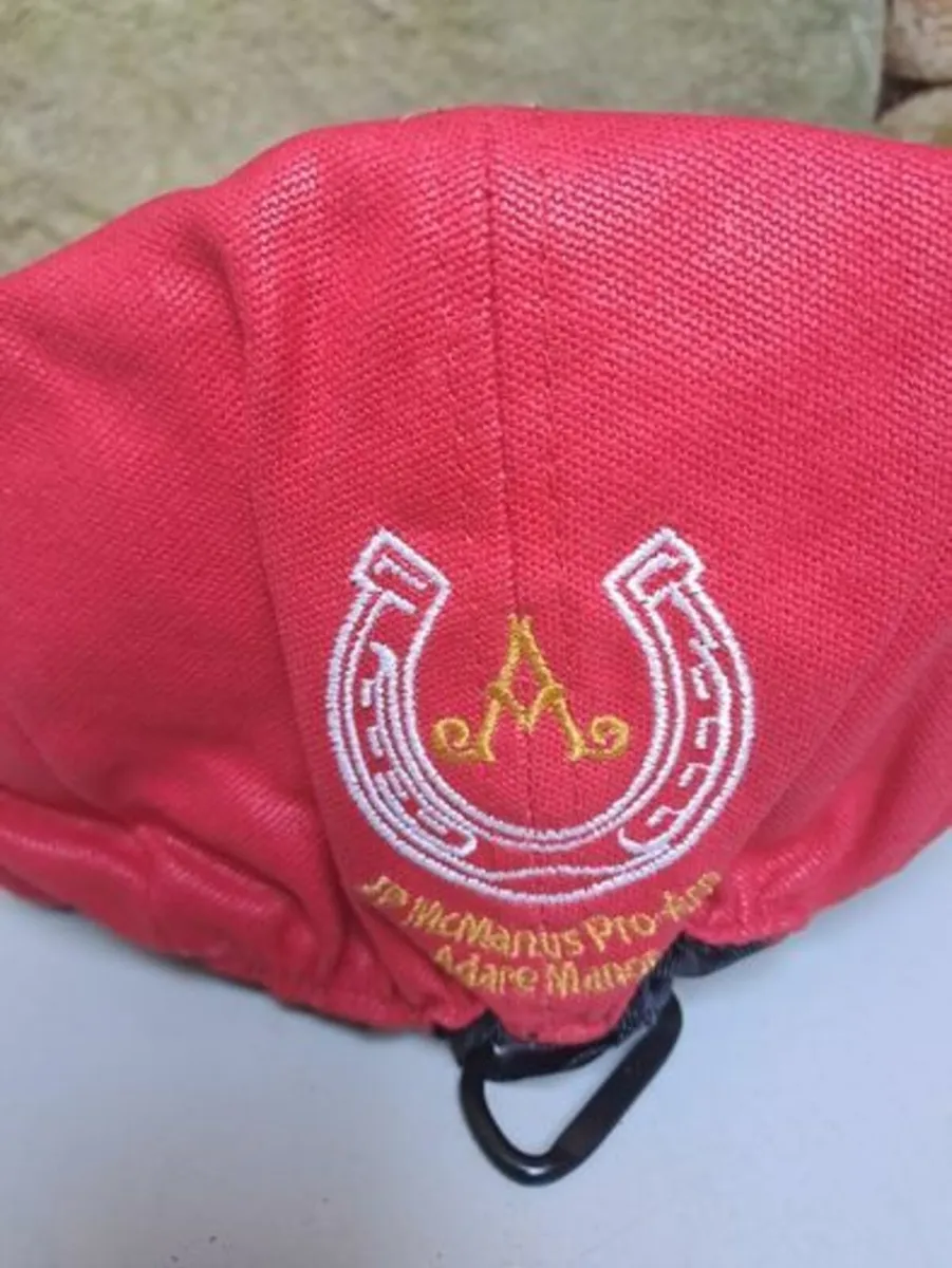 JP McManus Pro-Am golf hat - Image 2