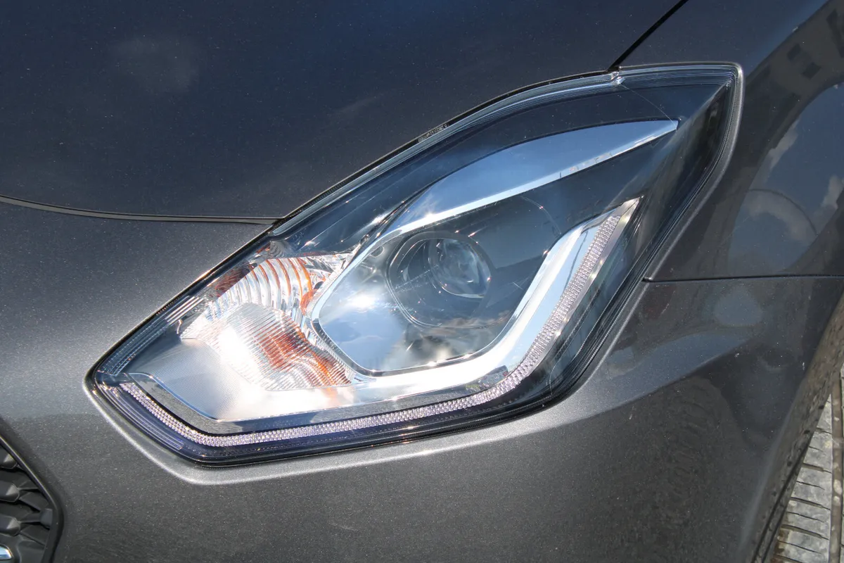 Suzuki Swift SZ3 - Image 3
