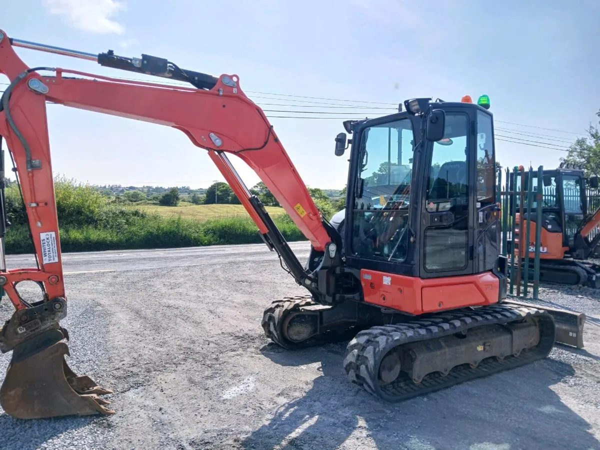 Kubota U56-5 - Image 1