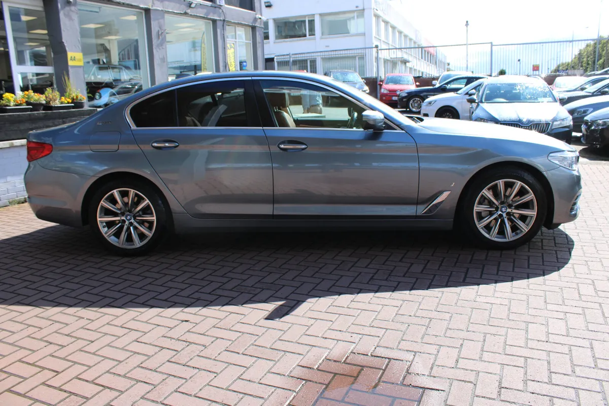 BMW 5-Series 530E SE LUXURY PLUS 4DR SALOON AUTOMA - Image 3