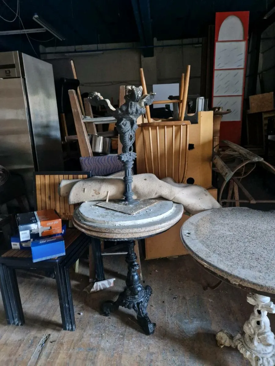 Cast iron tables - Image 2
