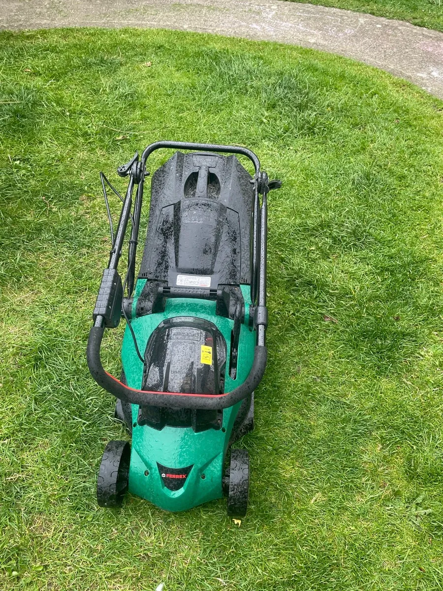Lawn mower - Image 2