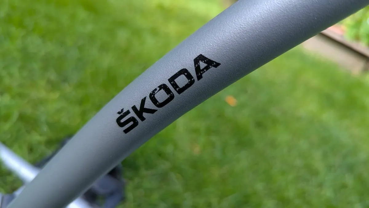 Original Skoda dual arm bike holder - Image 2