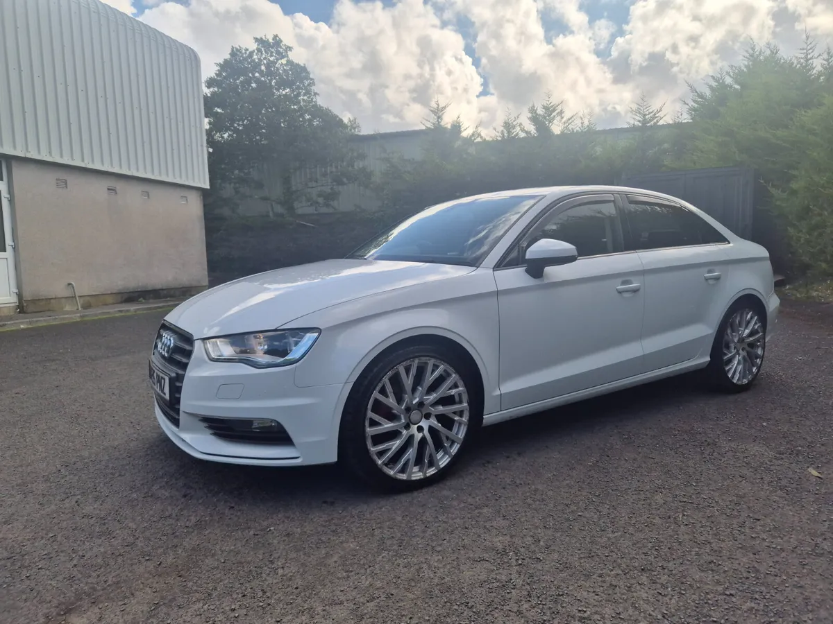 2015 Audi A3  2.0Tdi Sport - Image 4