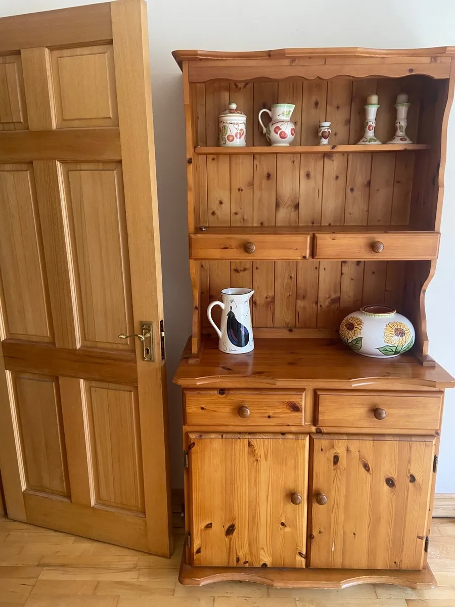 Solid pine kitchen dresser