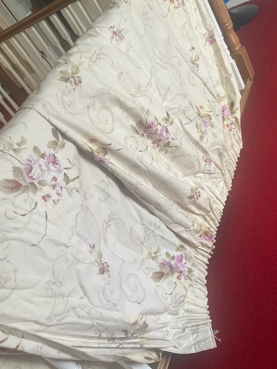 Curtain Material - Image 2