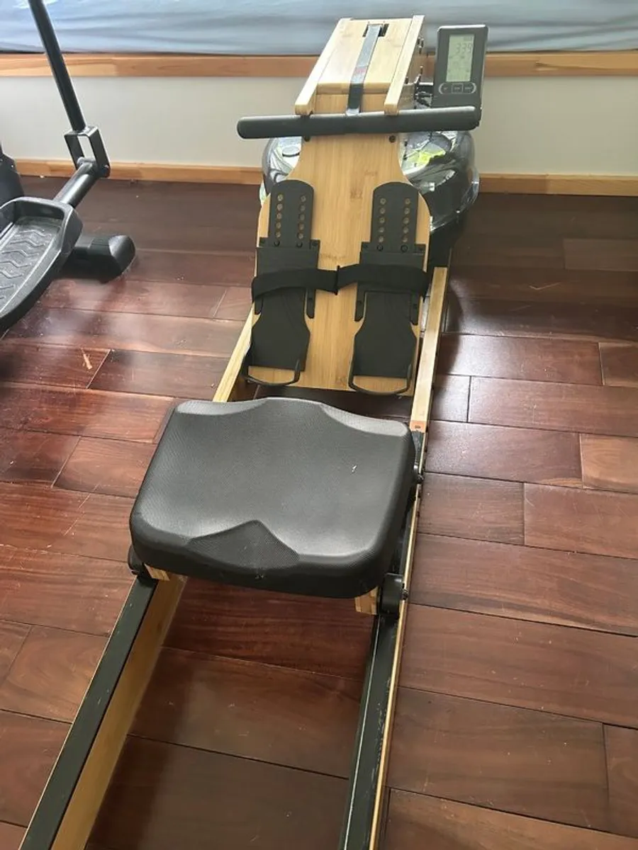 BodyGo Premium Water Rowing Machine - Image 1