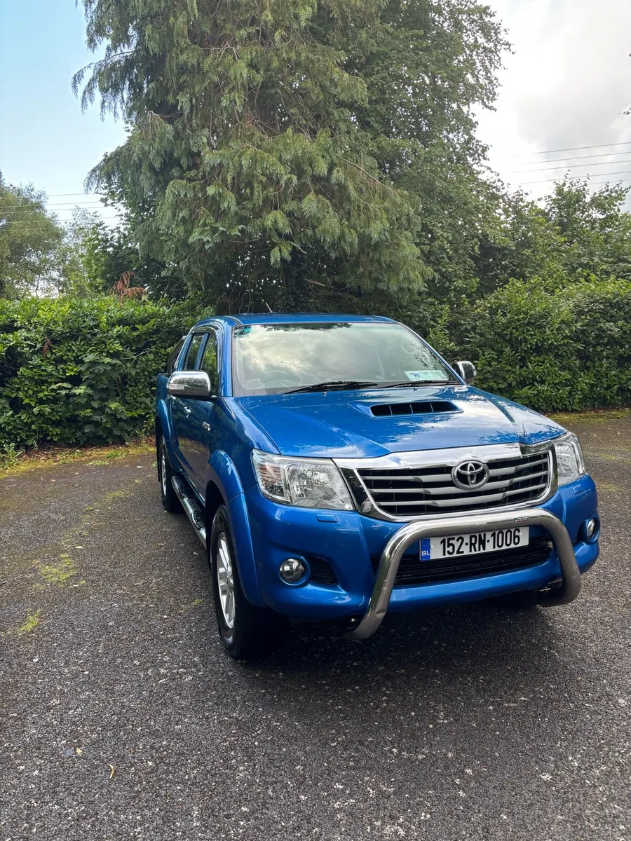 Toyota Hilux 3.0L Invincible - Image 2
