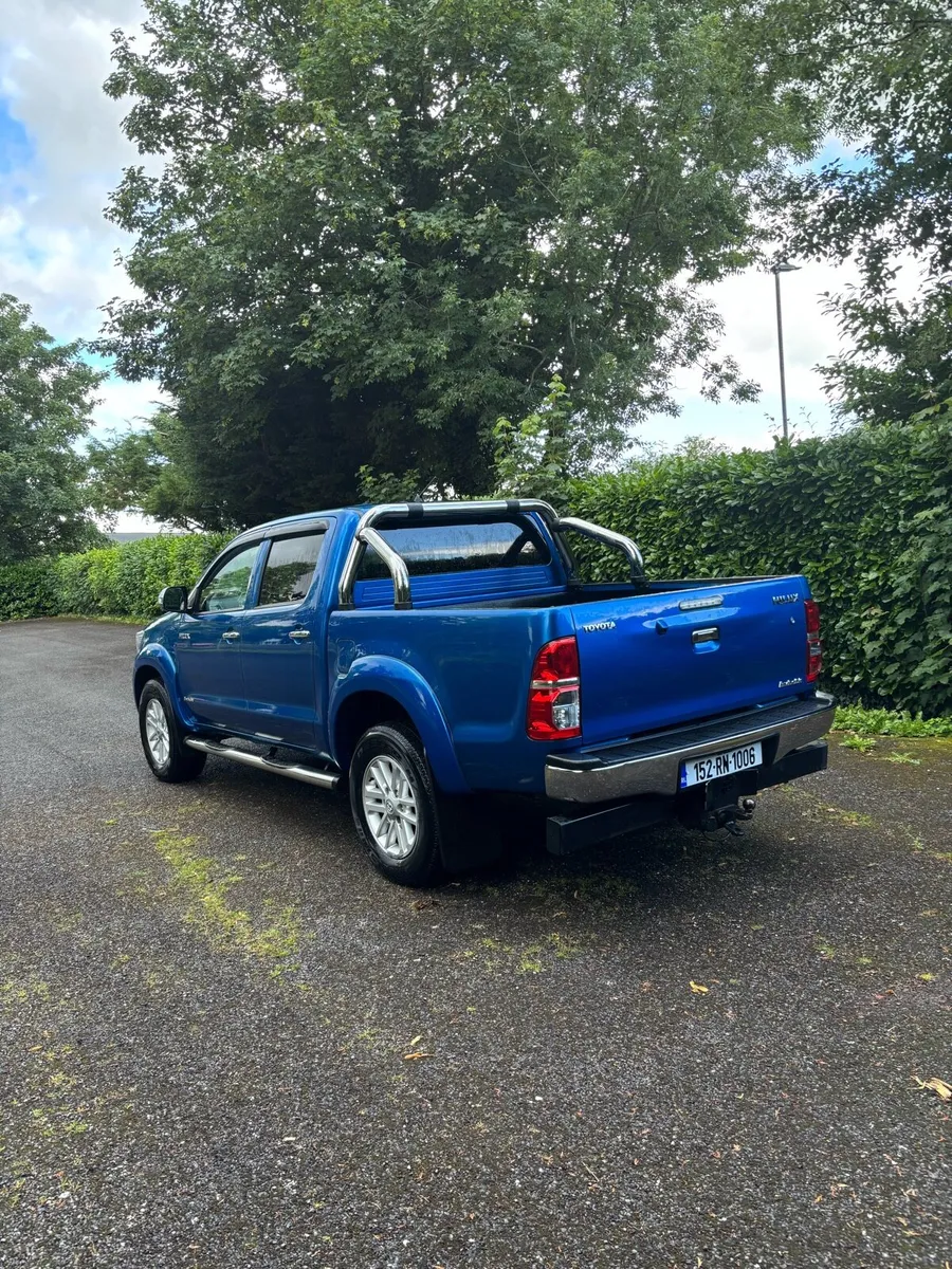 Toyota Hilux 3.0L Invincible - Image 3