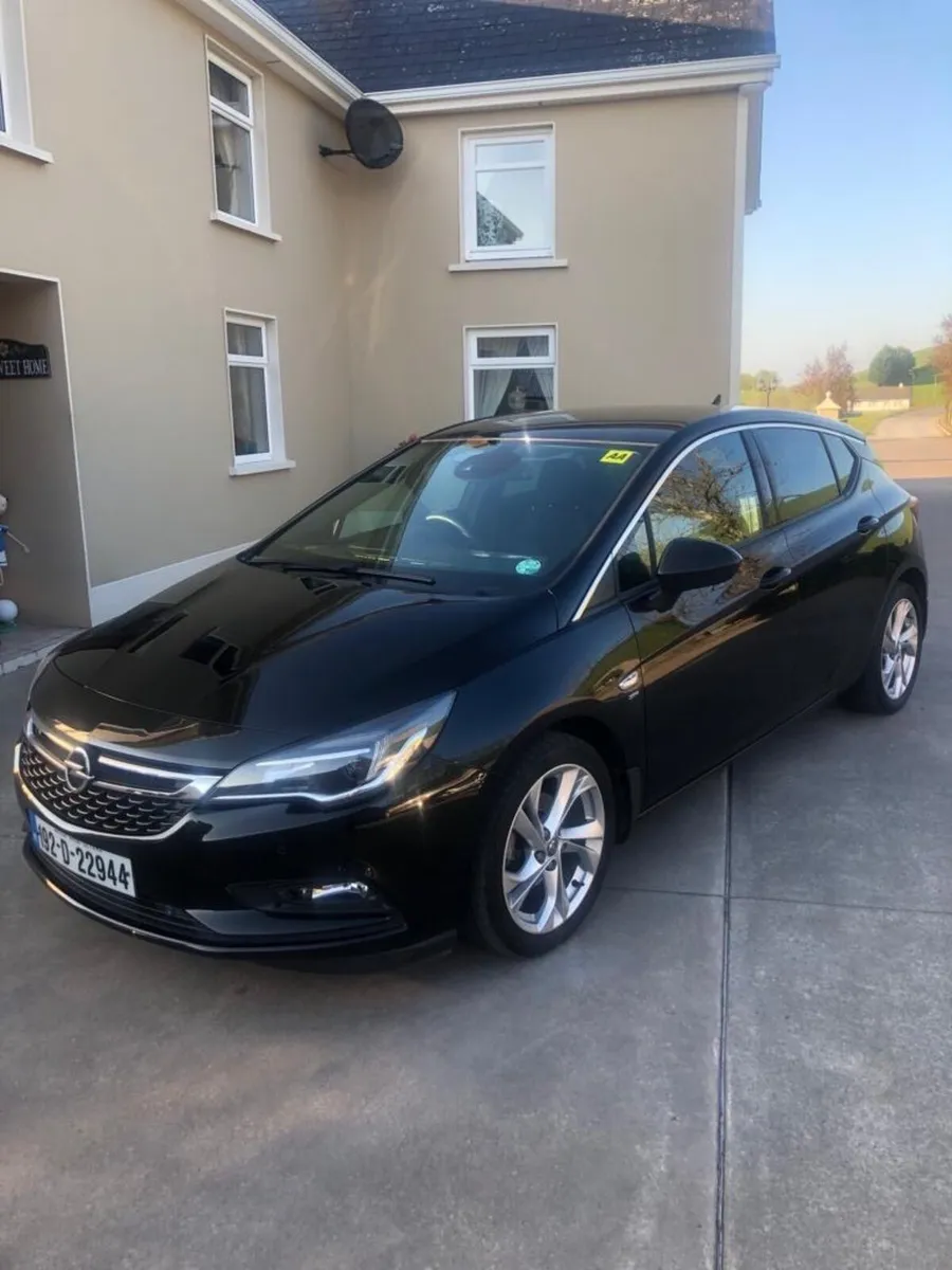 Opel Astra 2019 - Image 2