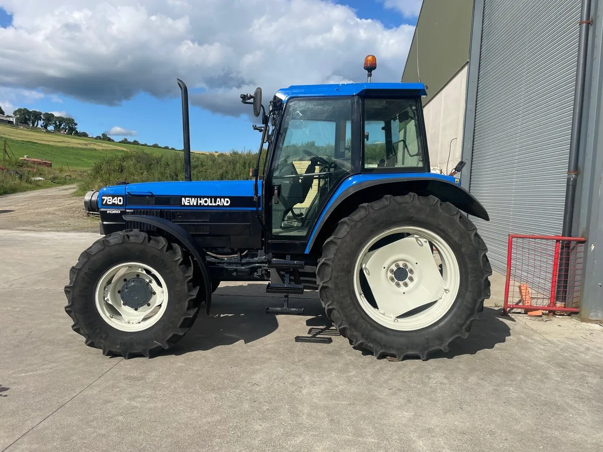 NEWHOLLAND 7840 - Image 4