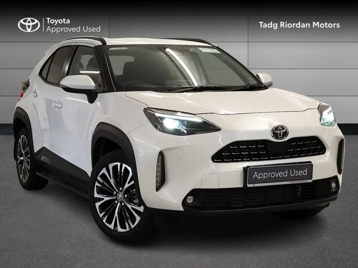 Toyota Yaris Cross SOL - Image 1