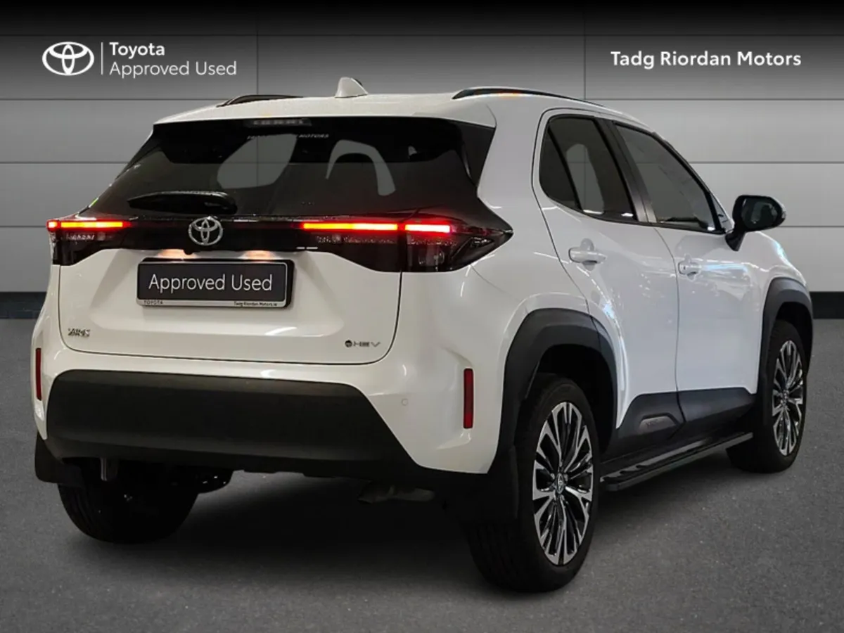 Toyota Yaris Cross SOL - Image 2
