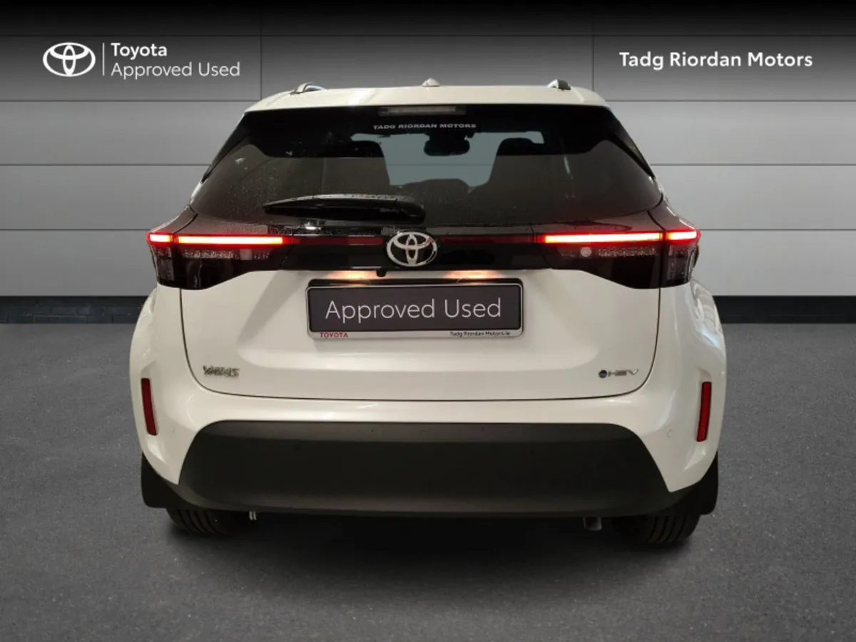 Toyota Yaris Cross SOL - Image 4