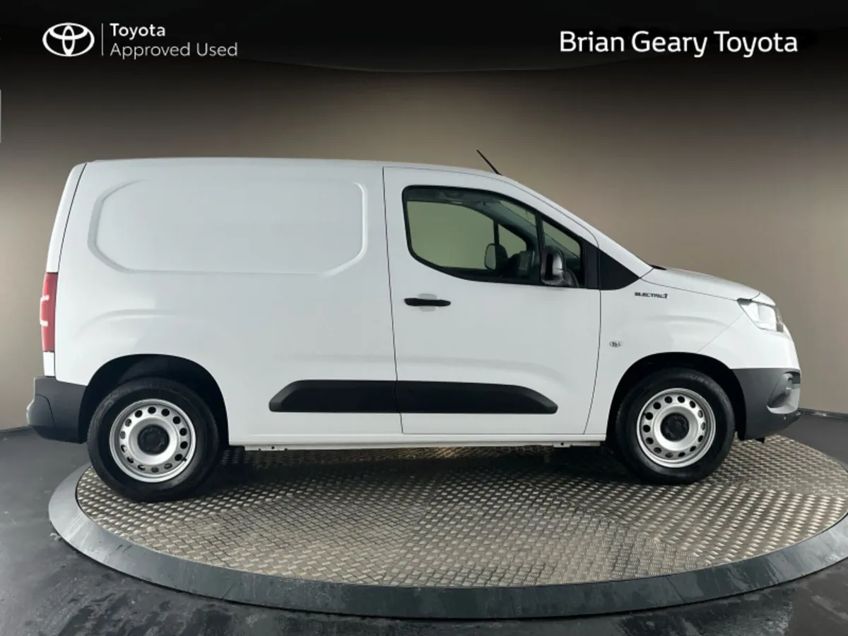 Toyota Proace City EV 55KWH GX SWB - Image 3
