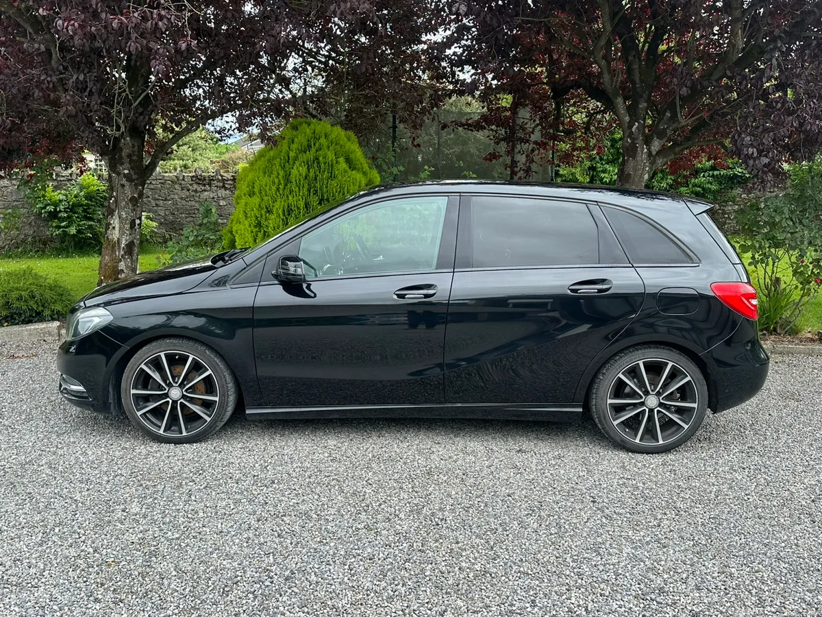Mercedes B180 Auto Avantgarde - Image 4