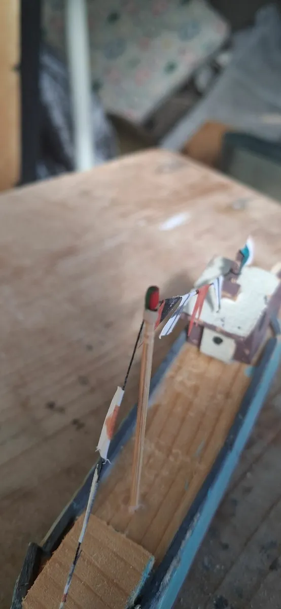 Customizable handmade wooden boat - Image 4