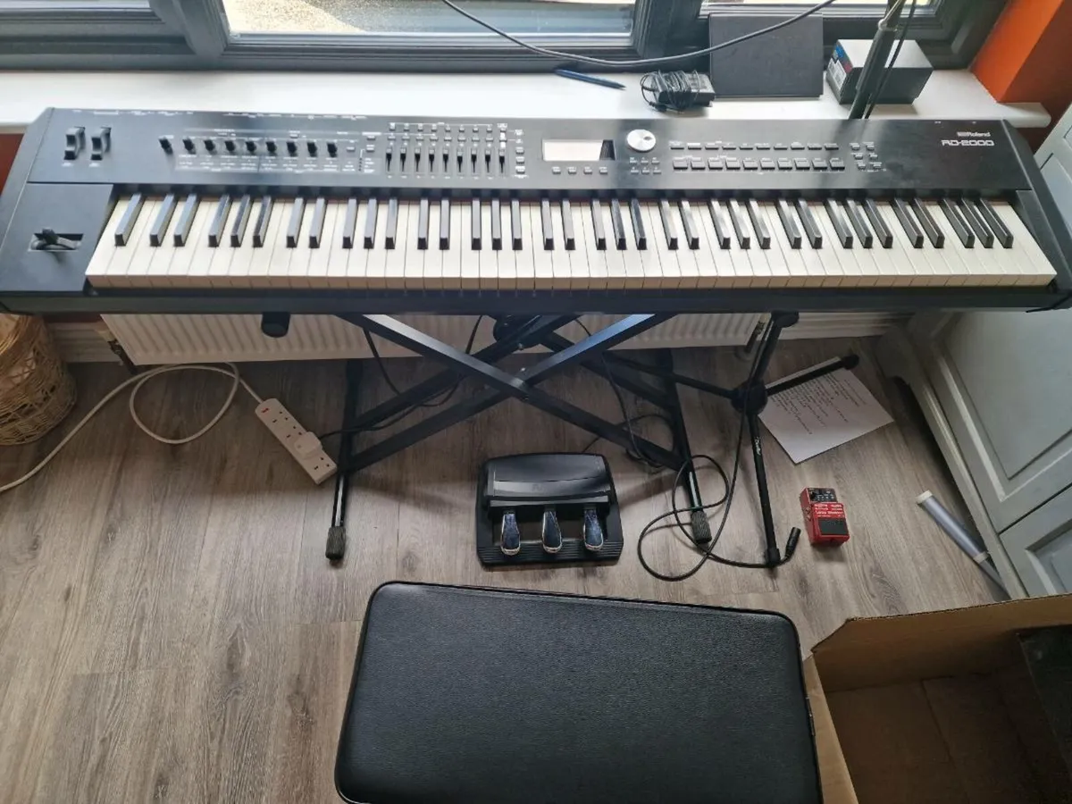Roland RD2000 Digital piano