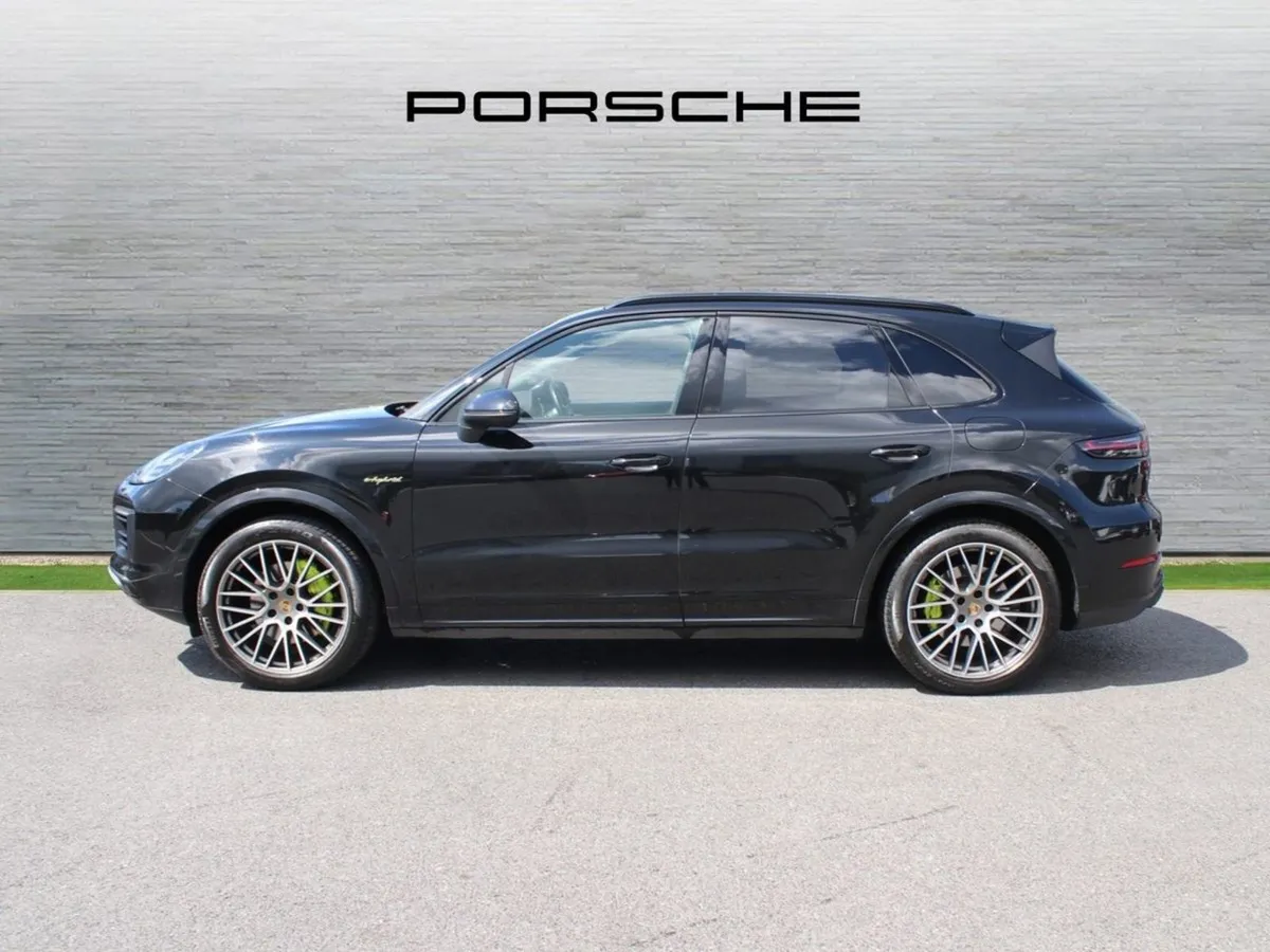 Porsche Cayenne E-hybrid Platinum Edition - Image 4