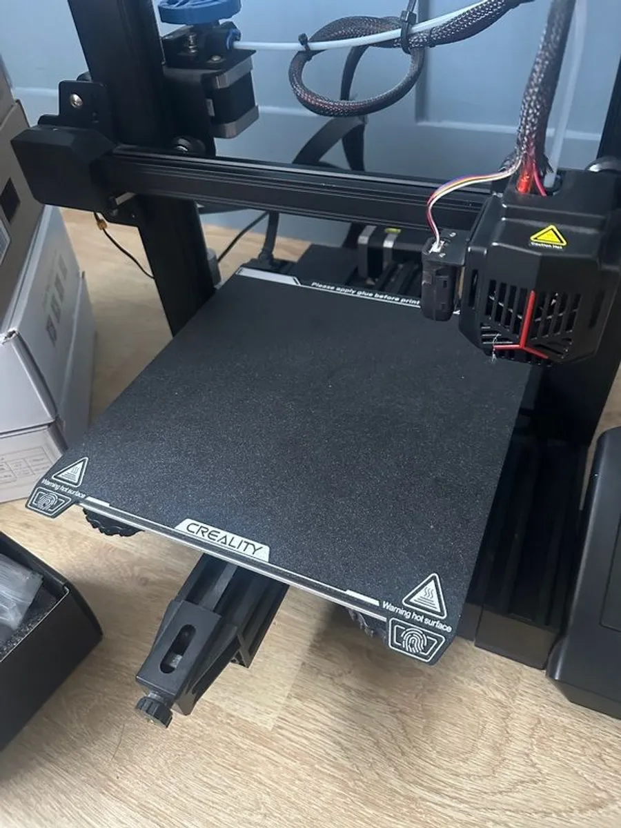 Ender 3 V2 Neo + Filament + Spare Parts - Image 4