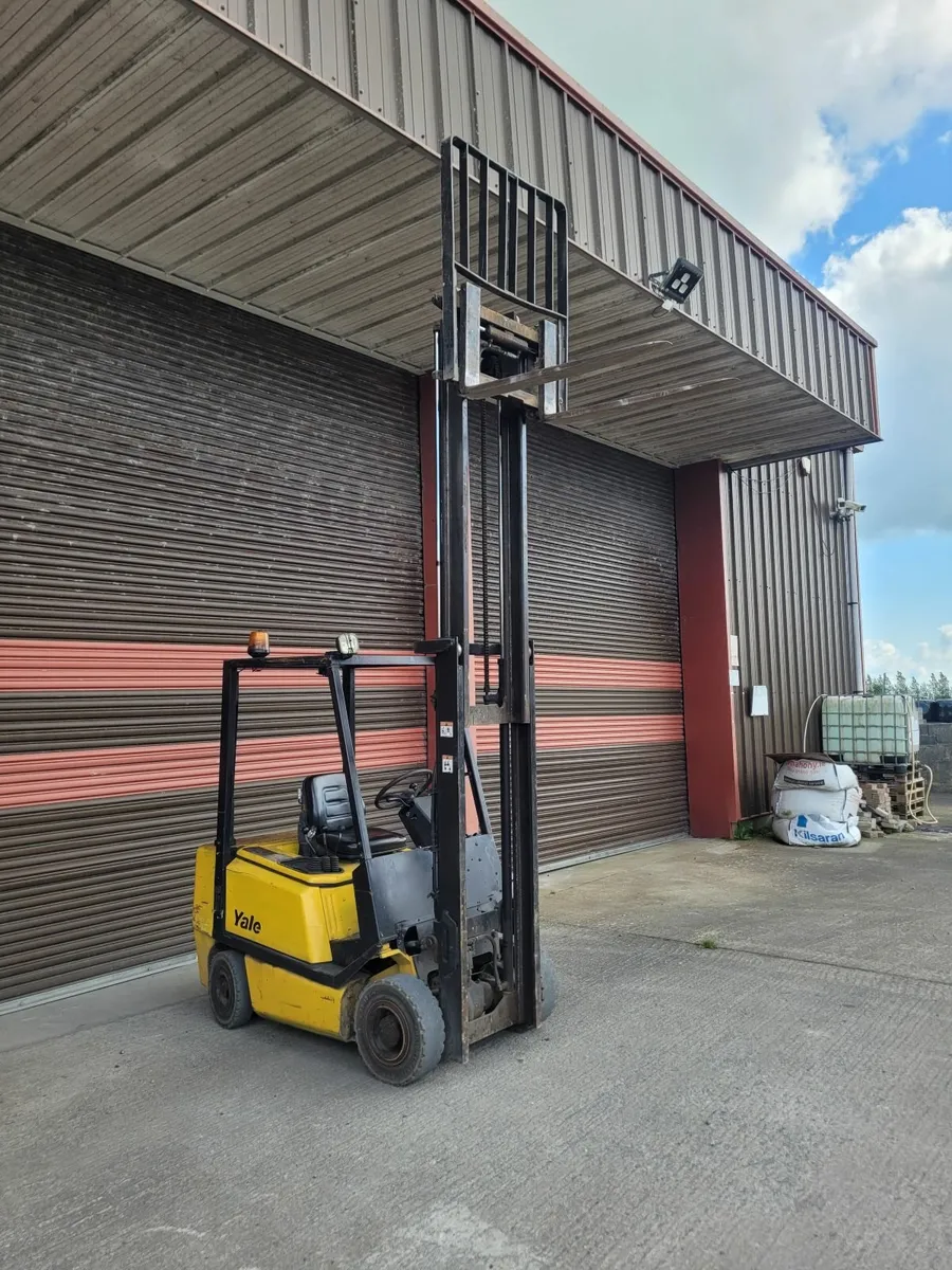 Yale 2 Ton Forklift - Image 4