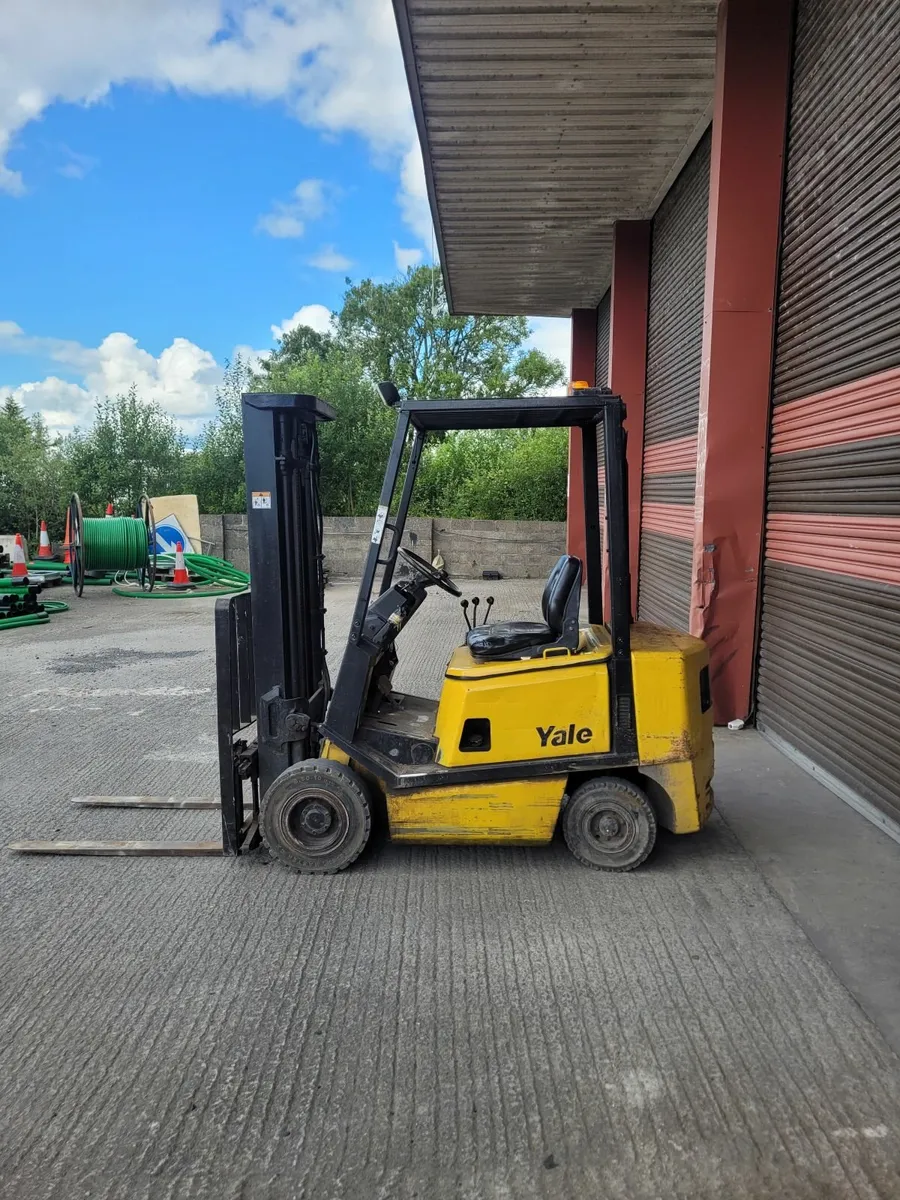 Yale 2 Ton Forklift - Image 2