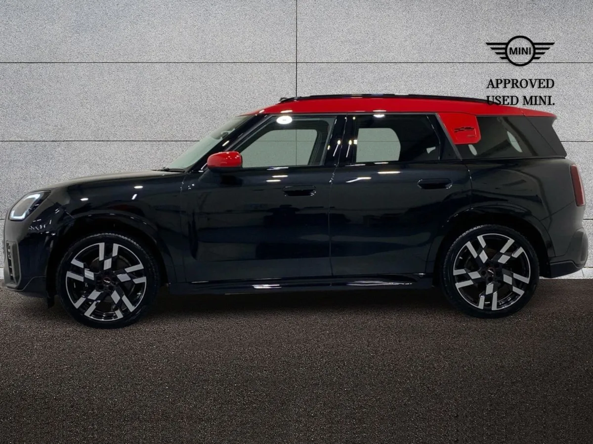 MINI COUNTRYMAN Cooper Classic E - Image 4
