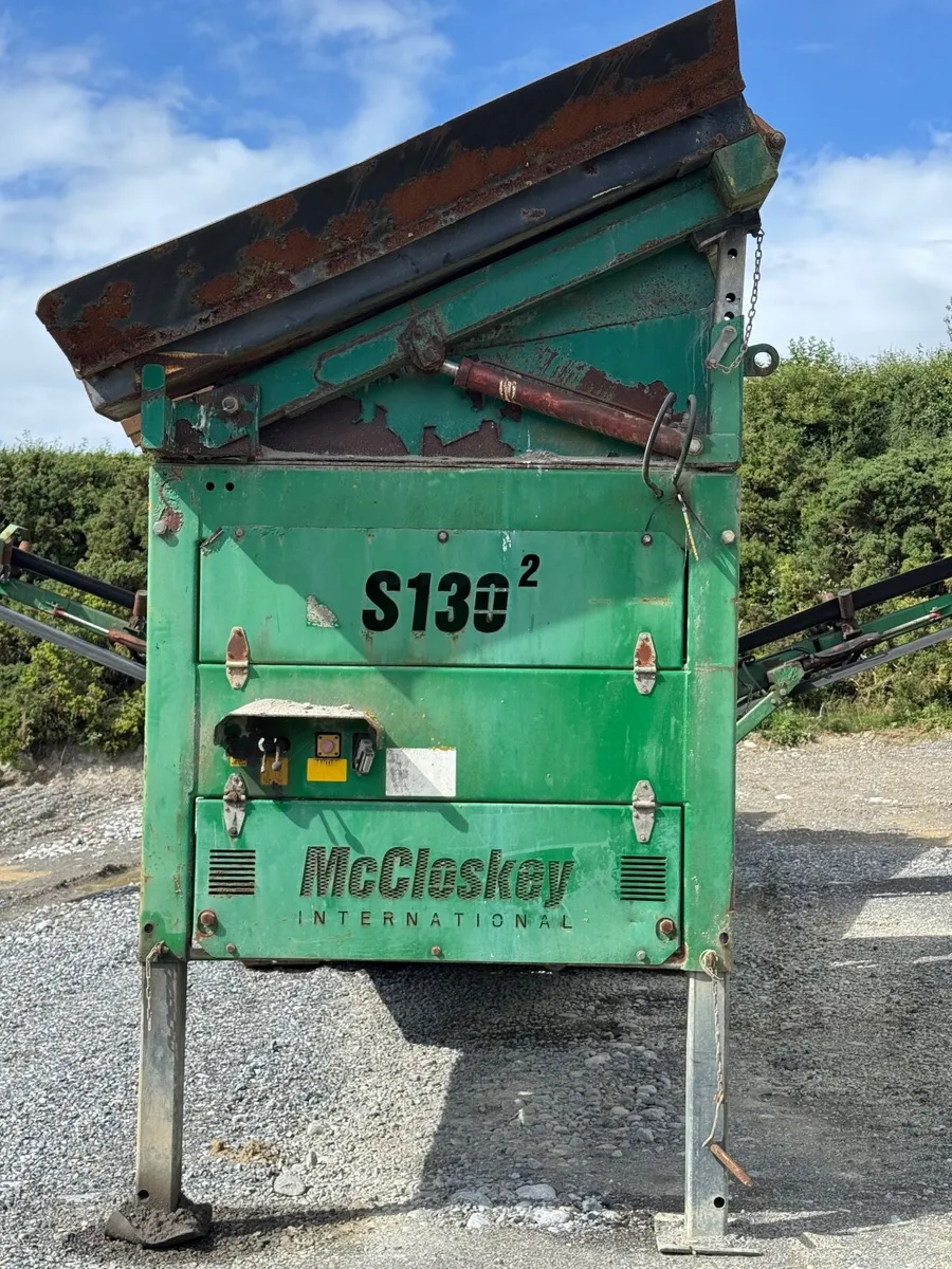 Mc Closkey S130/2 Tracked 3 Way Split - Image 3
