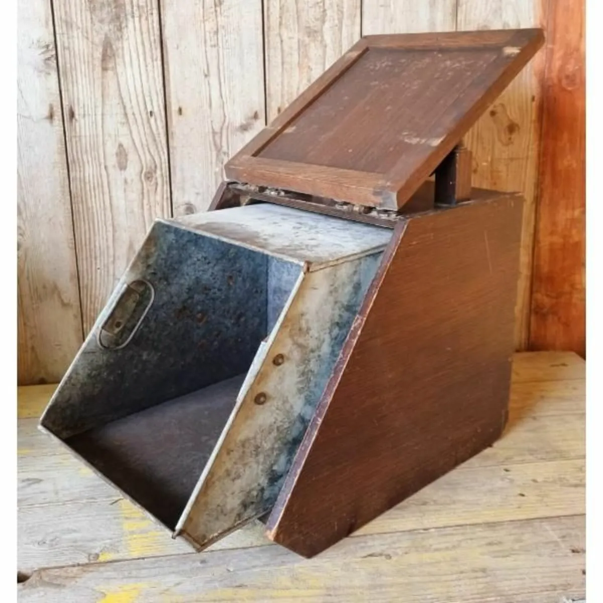 Wooden Coal Scuttle KAS806 - Image 3