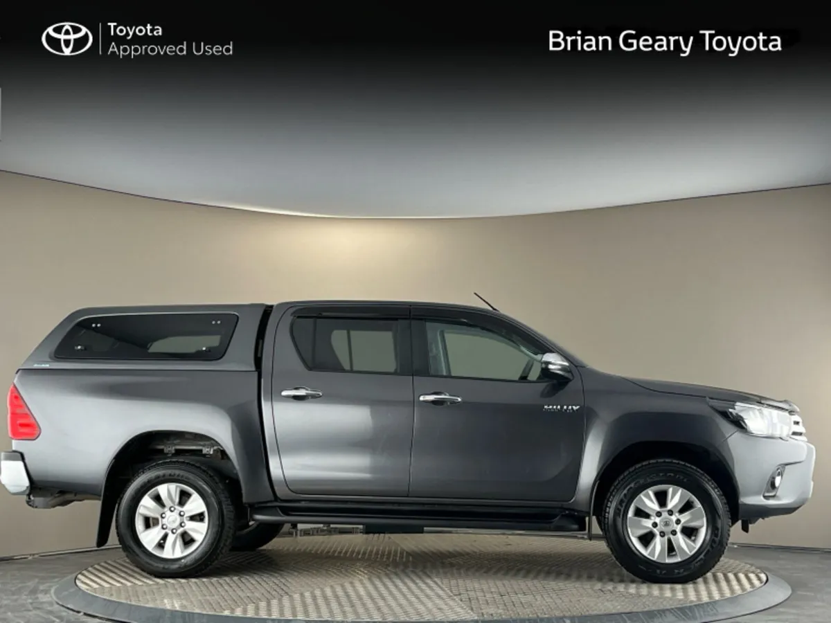 Toyota Hilux HILUX DOUBLE CAB SR5 - Image 3