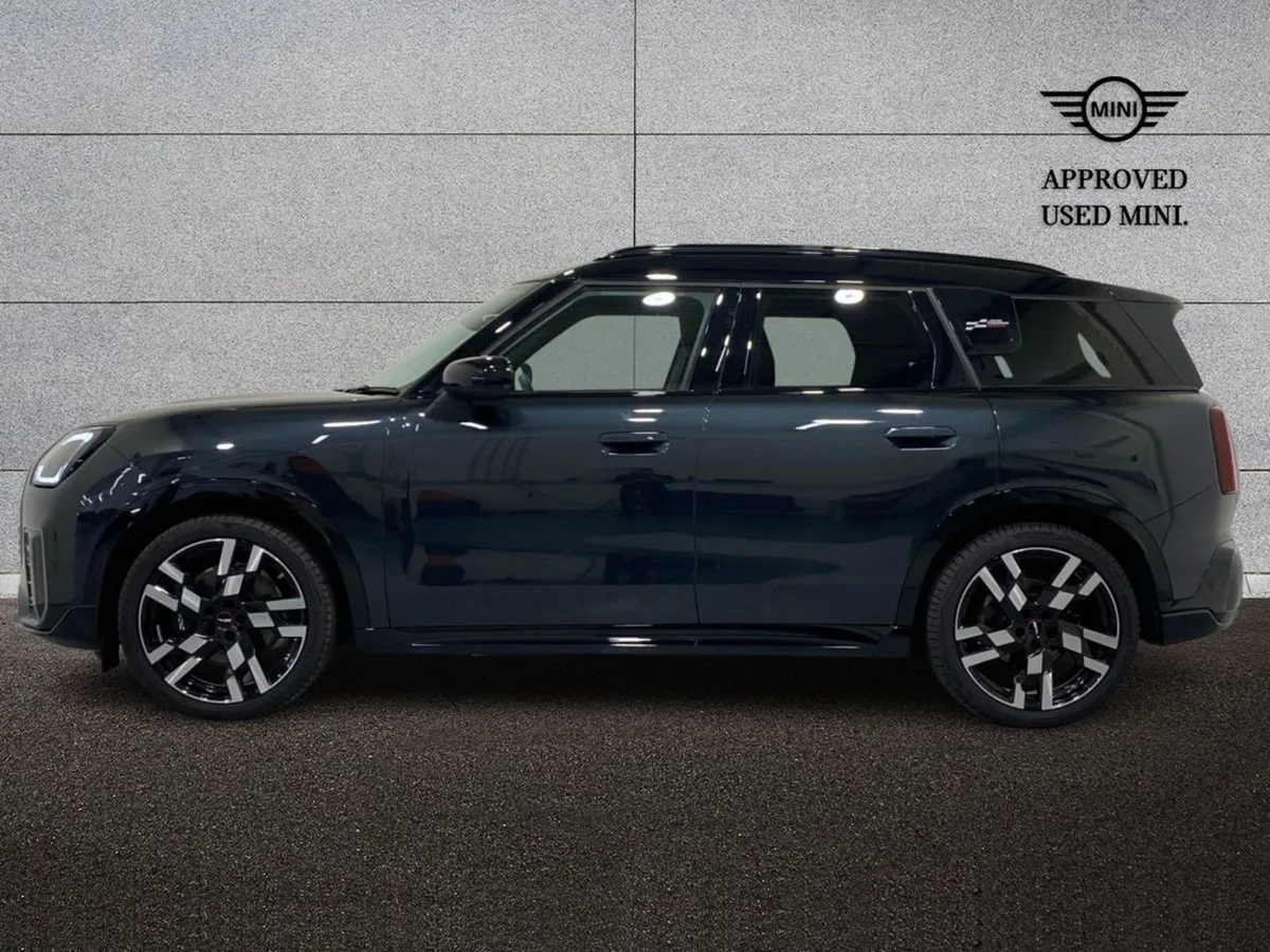 MINI COUNTRYMAN Cooper Classic E - Image 4