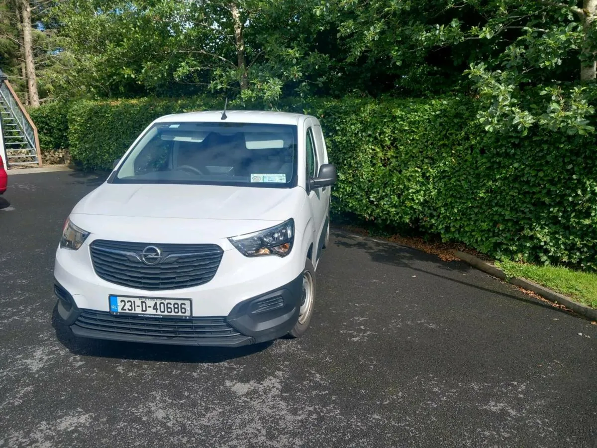 Opel Combo 100PS Komfort - Image 2