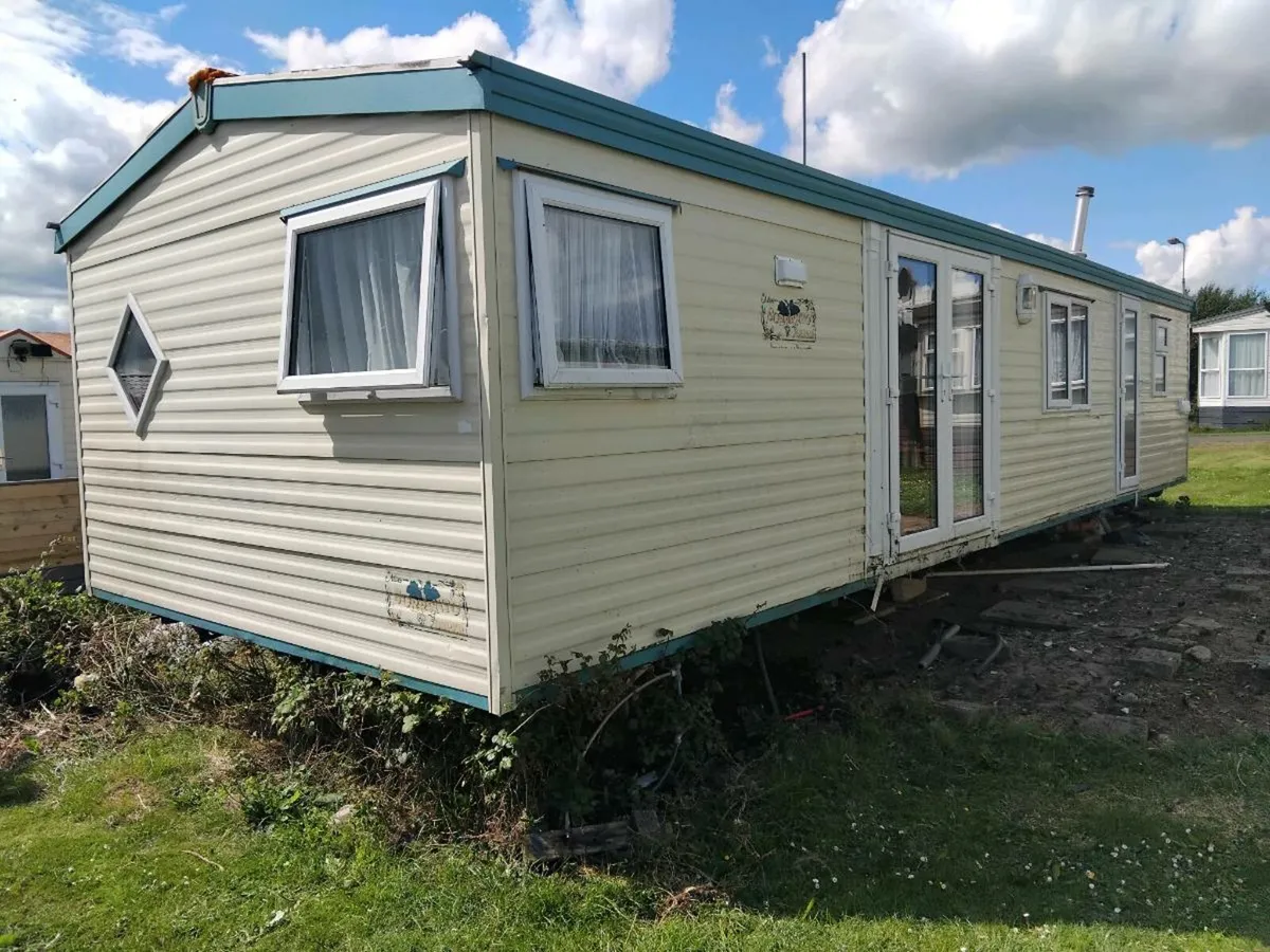 Mobile home - Image 1