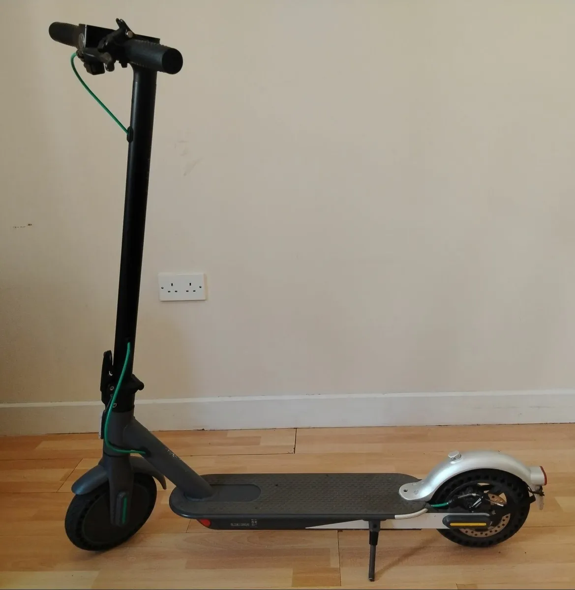 E scooter - Image 1
