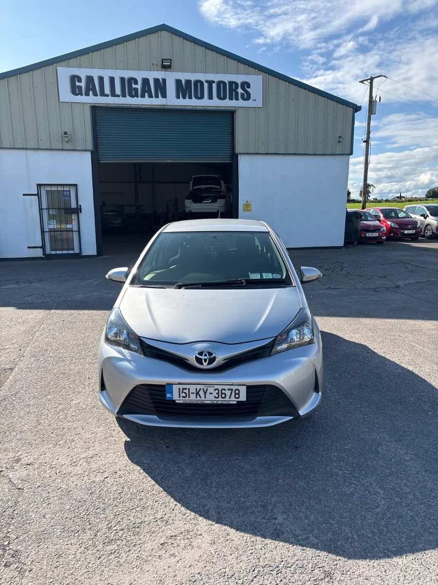 Toyota Vitz 2015 - Image 3