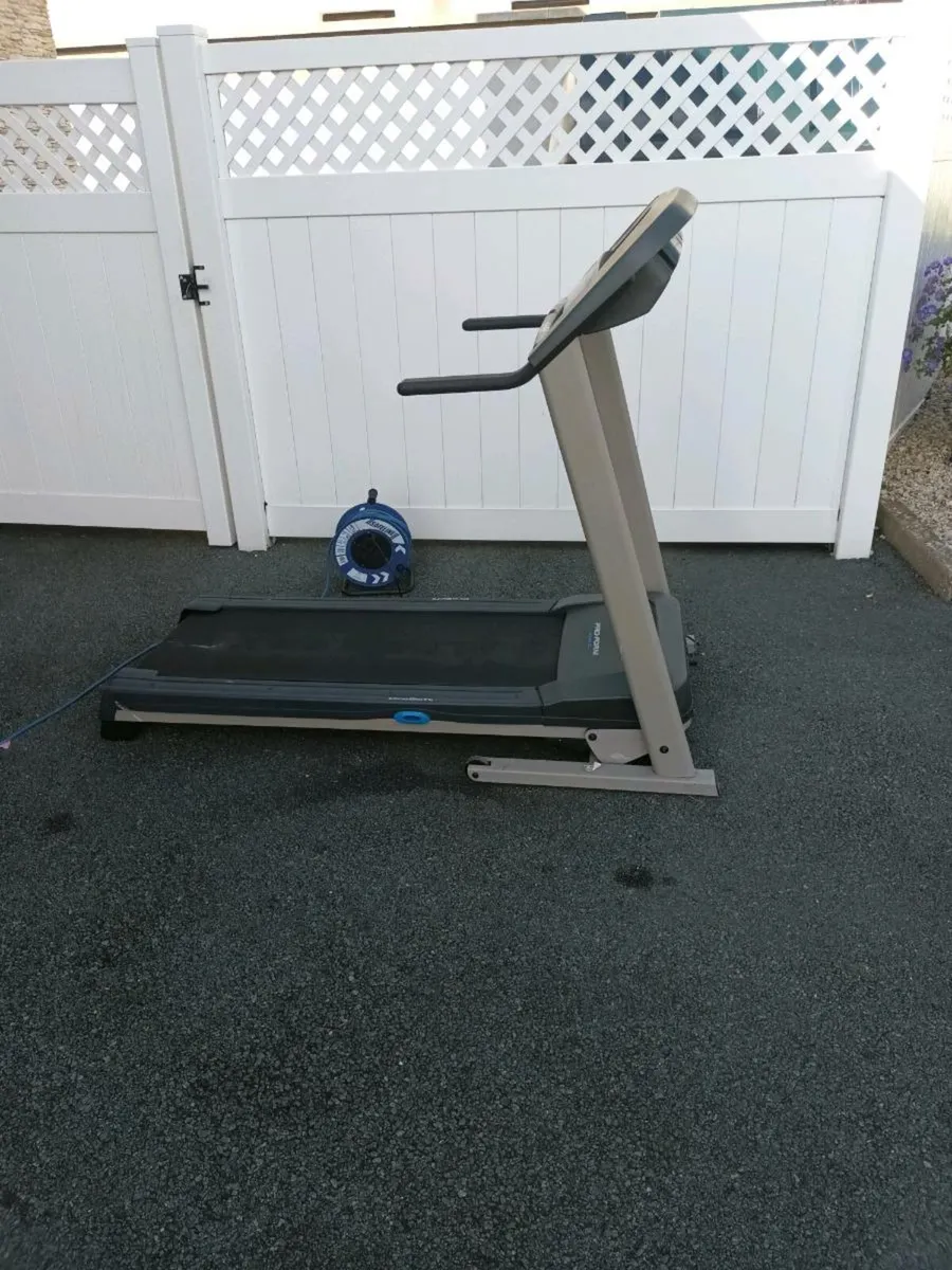 Fitness treadmill - Image 2