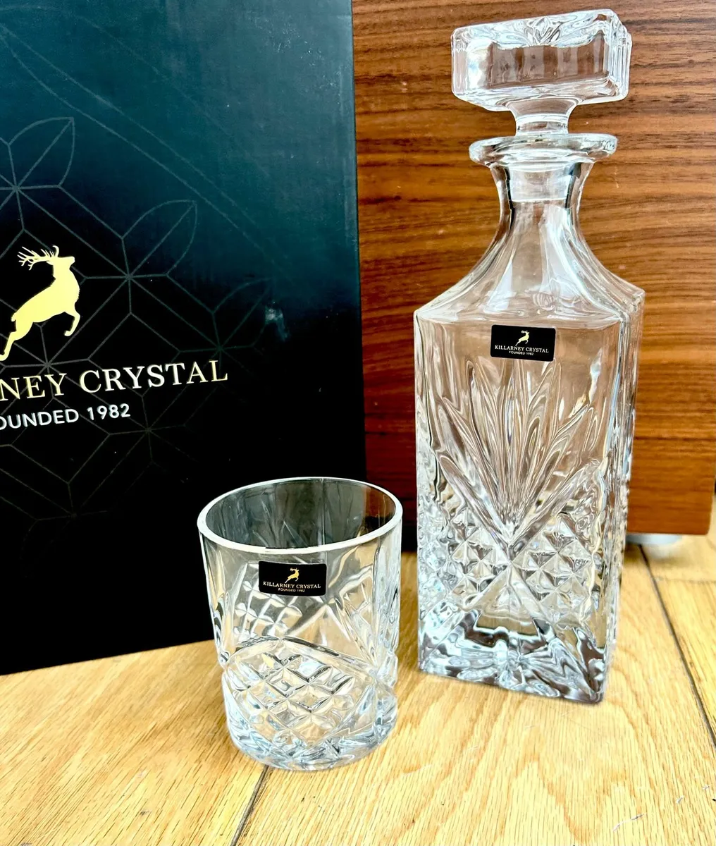 Killarney Crystal  Whiskey Decanter & 4 Glasses - Image 2