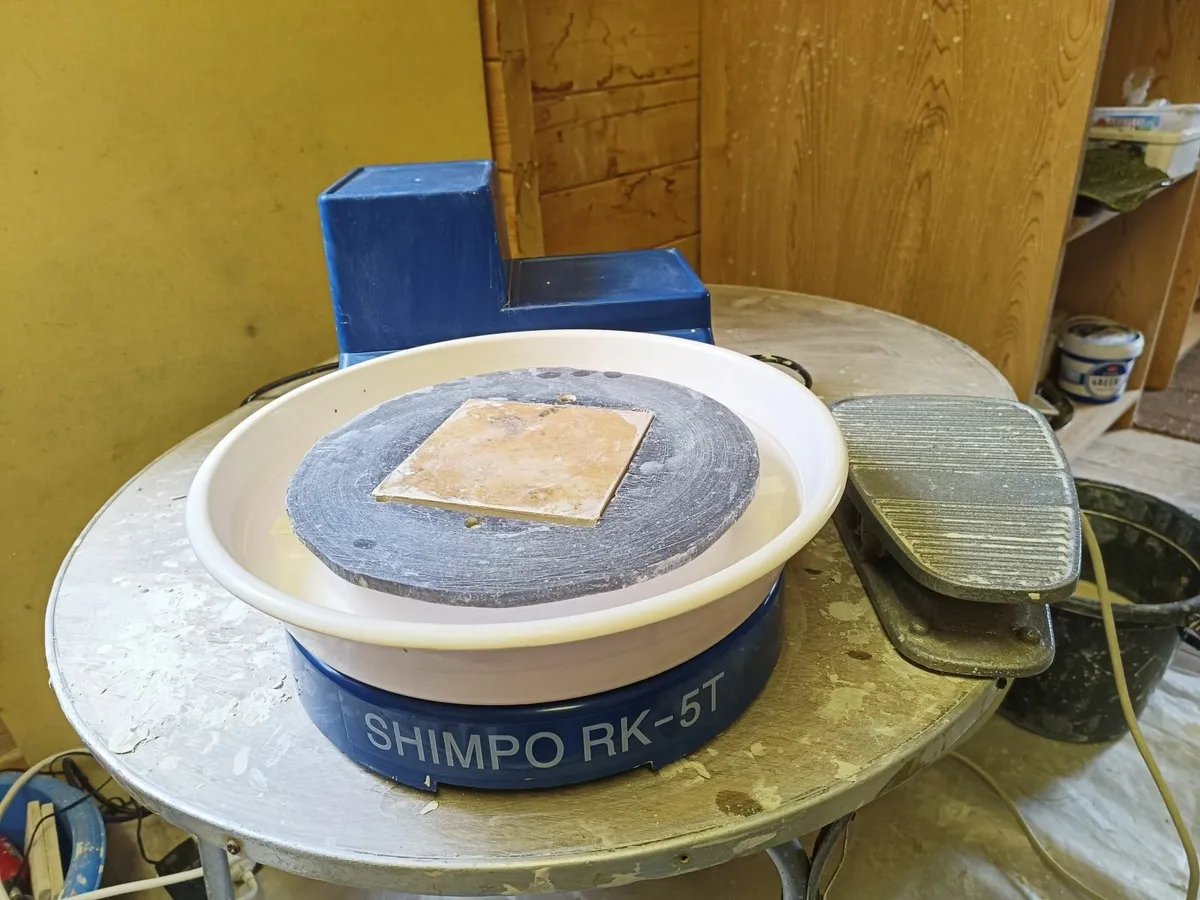 Pottery killn, wheel etc, - Image 4