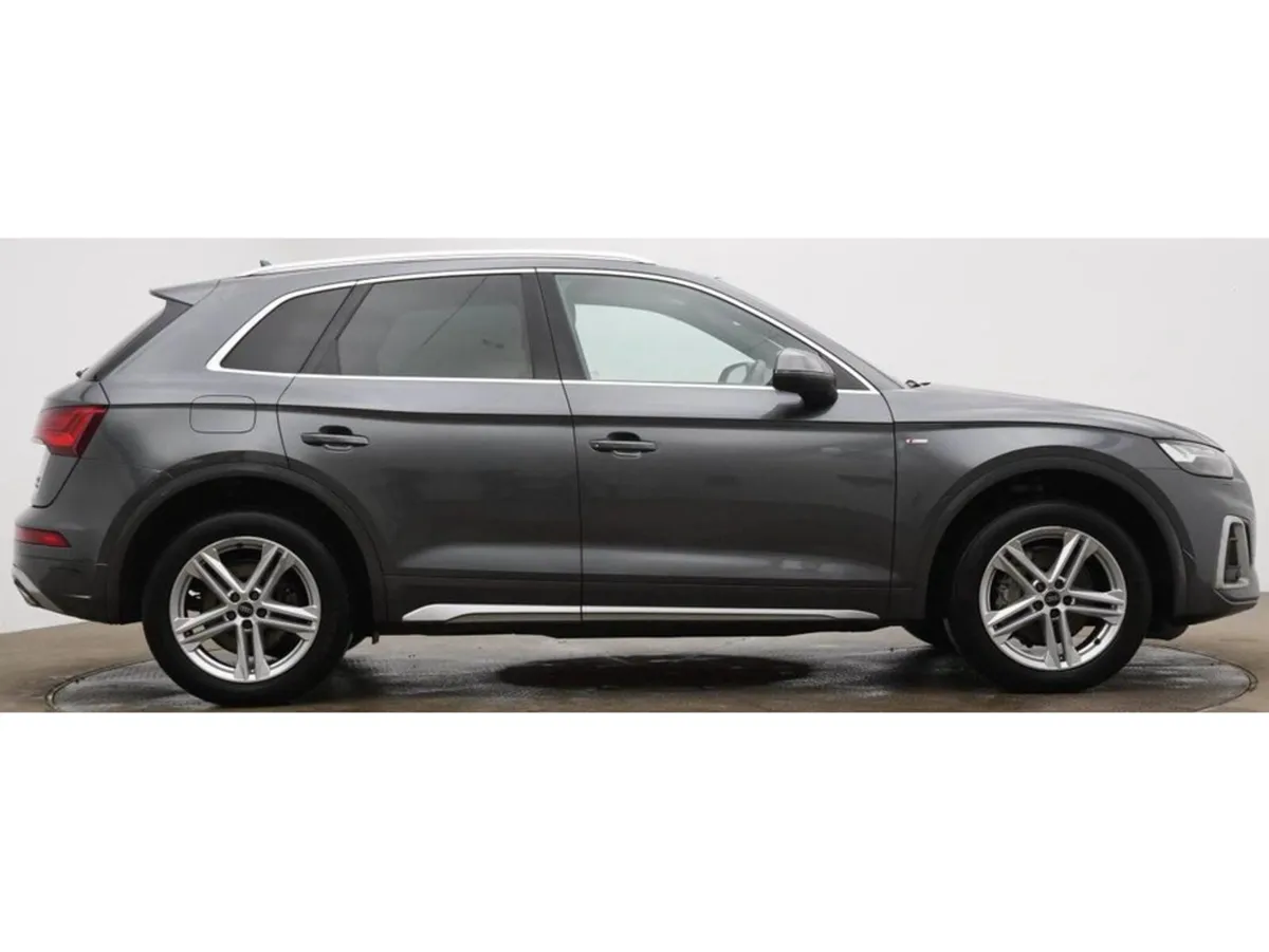 Audi Q5 S LINE 40 TDI MHEV QUA - Image 2