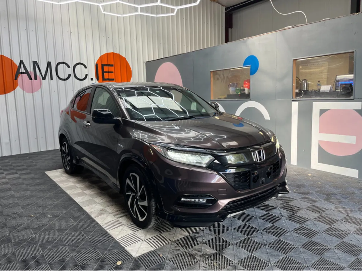 Honda Vezel 1.5 HYBRID RS / 68k KMs / HEATED SEATS - Image 1