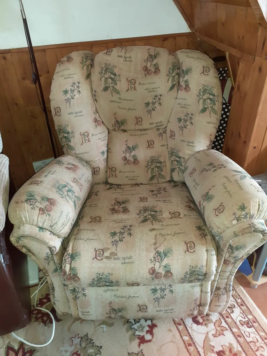 Rocker swivel armchair - Image 2